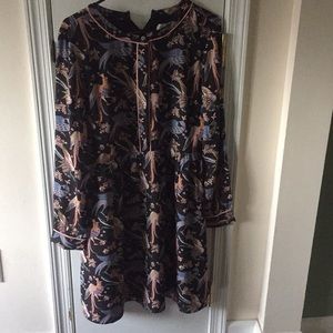 LOFT long sleeve printed dress size 8.